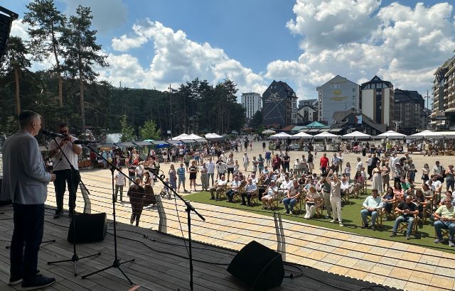 Почела је летња сезона на Златибору - отворен Сајам пољопривреде и гастро туризма